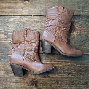 Western style brown boots